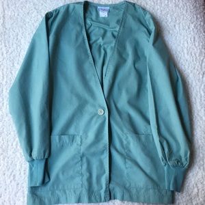Peaches Uniforms scrub jacket